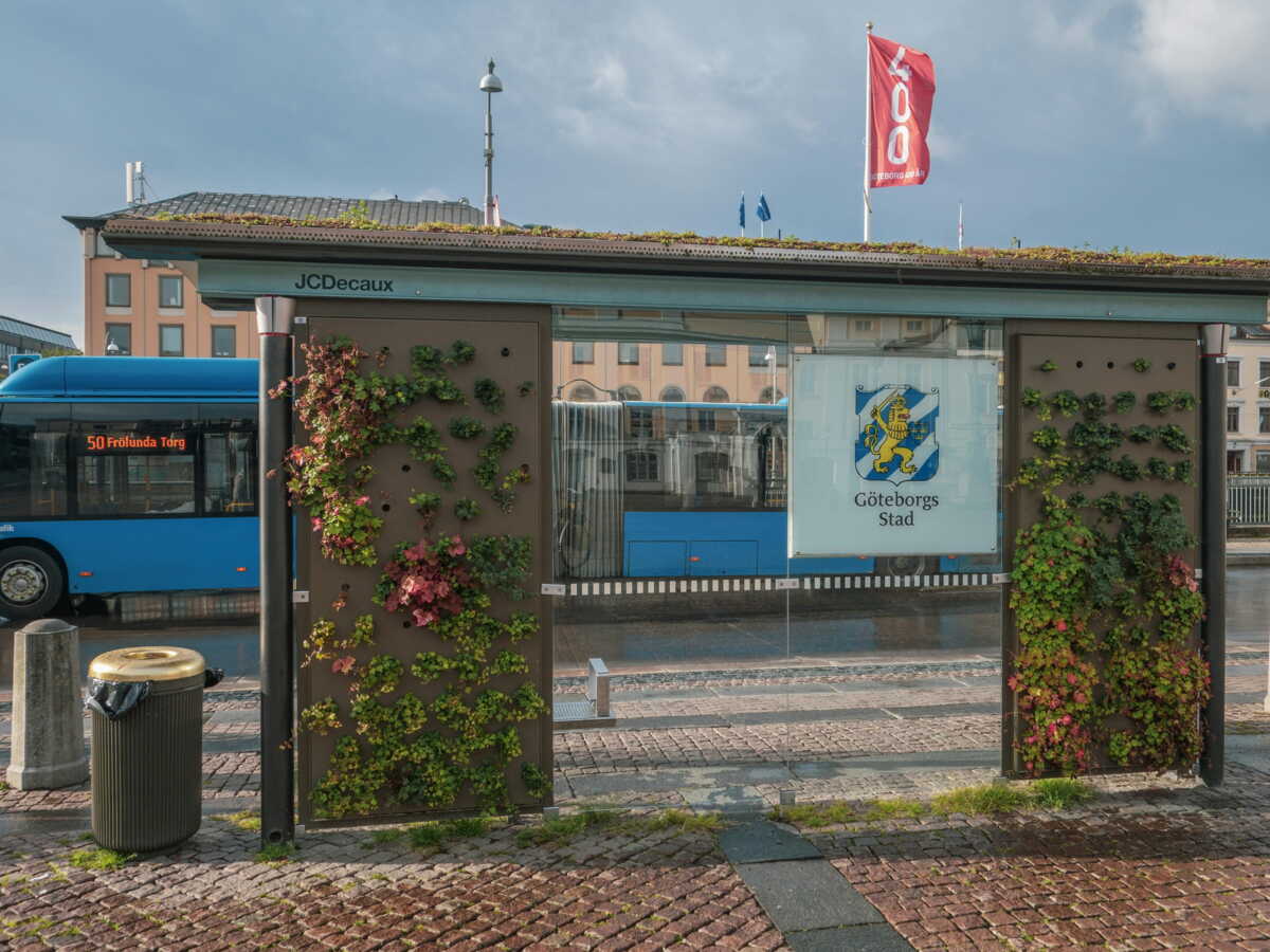 JCDecaux : un ralentissement en 2025 mais perspectives positives grâce aux JO et à l’IA