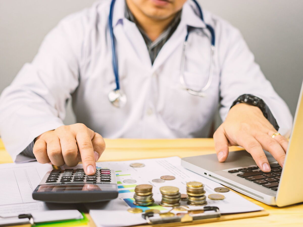 Il annule son rendez-vous chez le médecin pour une urgence familiale, le spécialiste lui facture au prix fort
