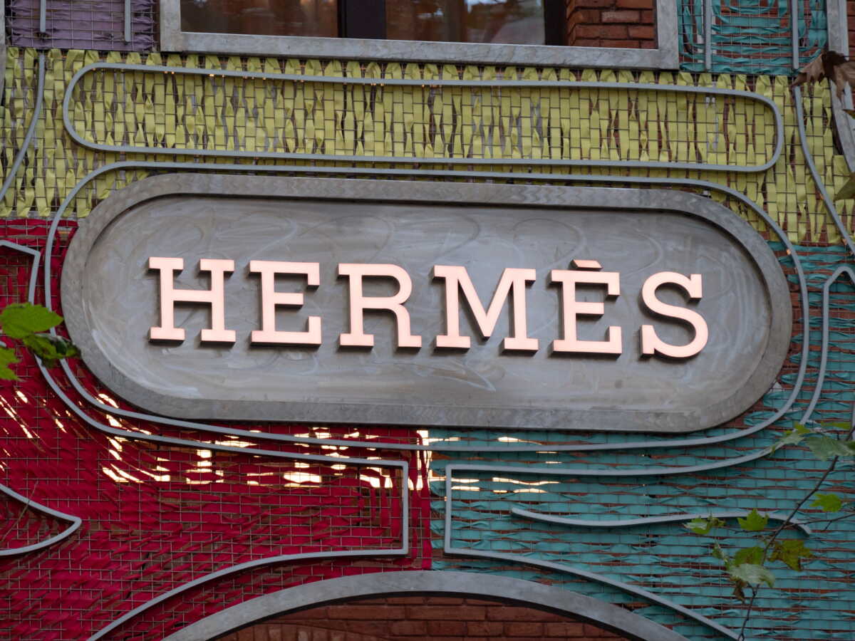 Hermès va-t-il remonter en Bourse ? «L’excellence résiste mais les investisseurs en actions doutent!» A tort ?