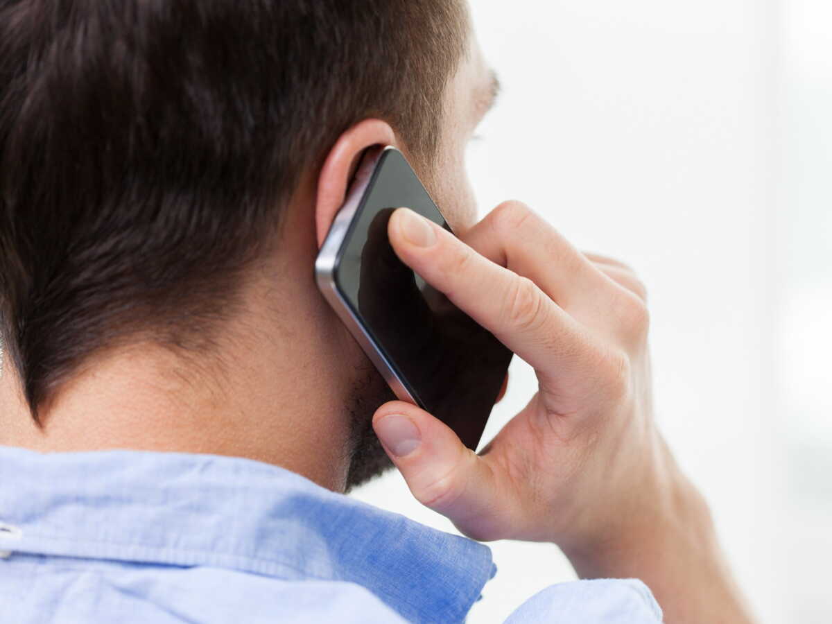 Pourquoi on ne souscrit jamais un bon PER par téléphone (et comment bien le choisir)