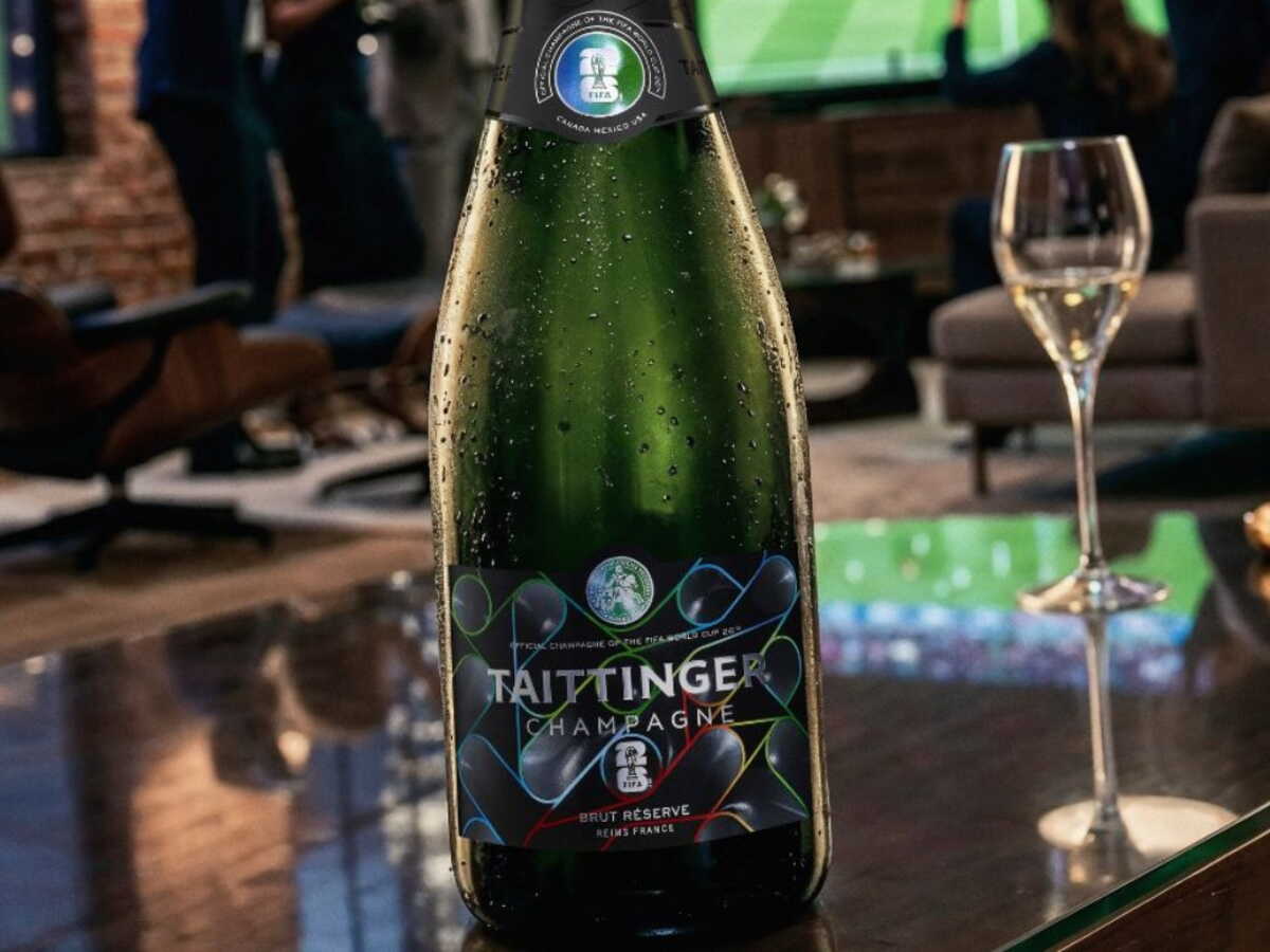 Pourquoi le champagne officiel de la Coupe du Monde ne sera pas vendu en France ?