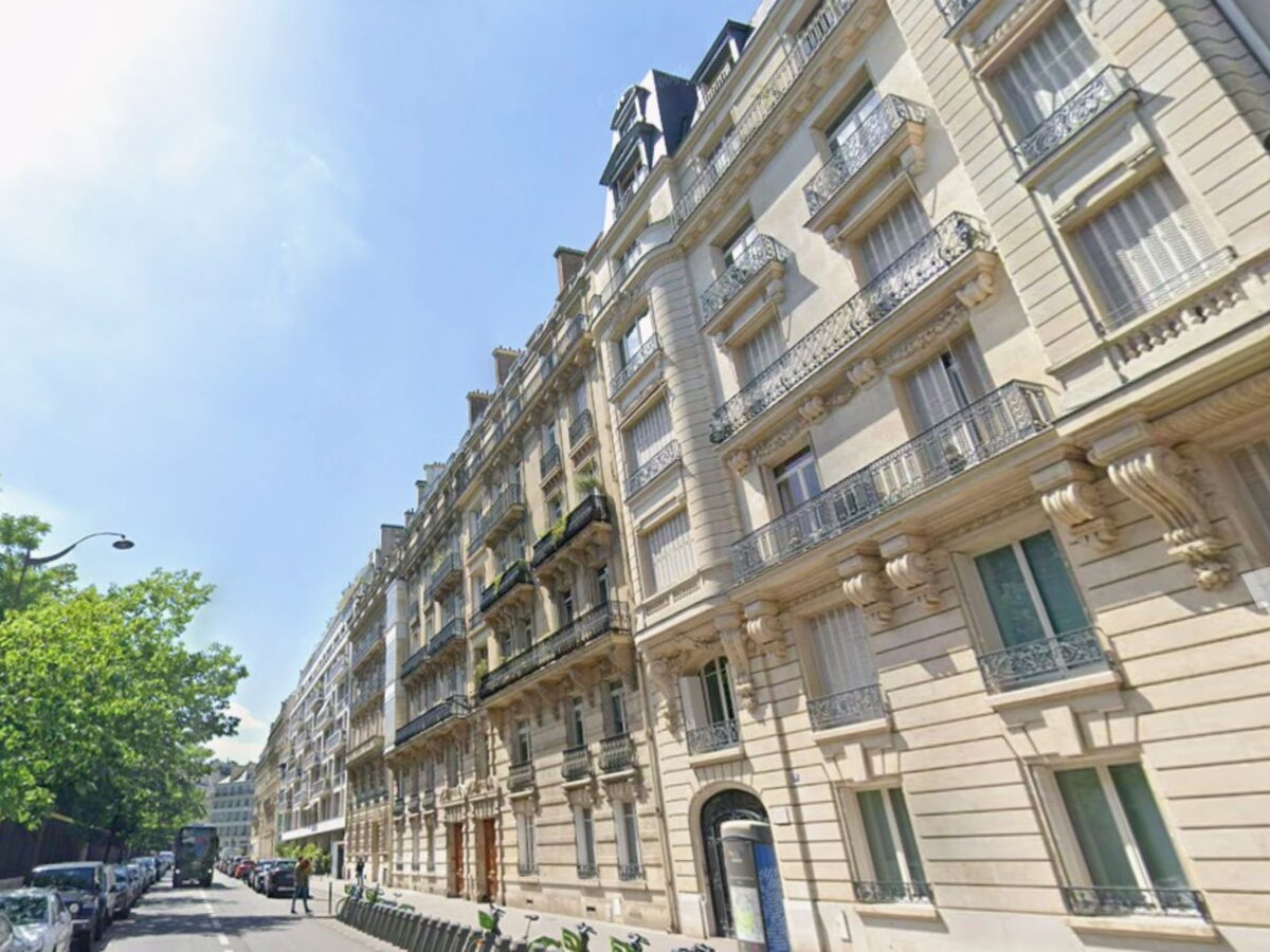 10 millions d'euros de préjudice dans un cambriolage à Paris : la victime serait un mannequin de l'agence Élite