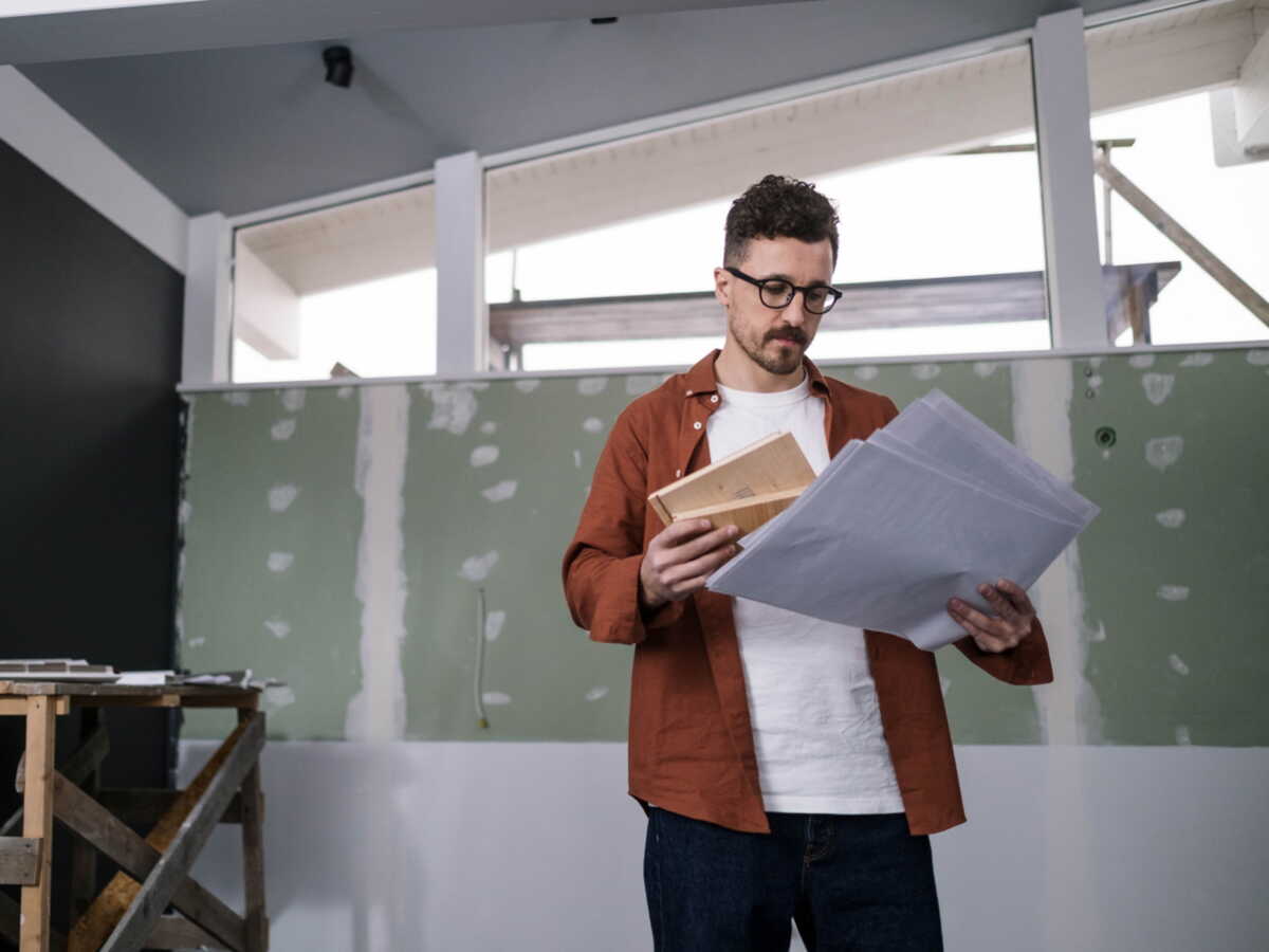 Ma copro m'impose des travaux : peut-on vraiment les financer en échange d'une part de son appartement ?