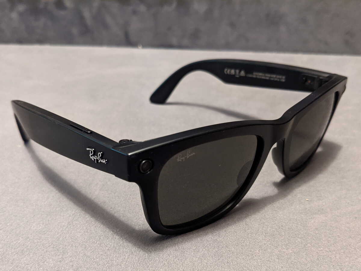 Meta sort une version entrée de gamme de ses lunettes connectées