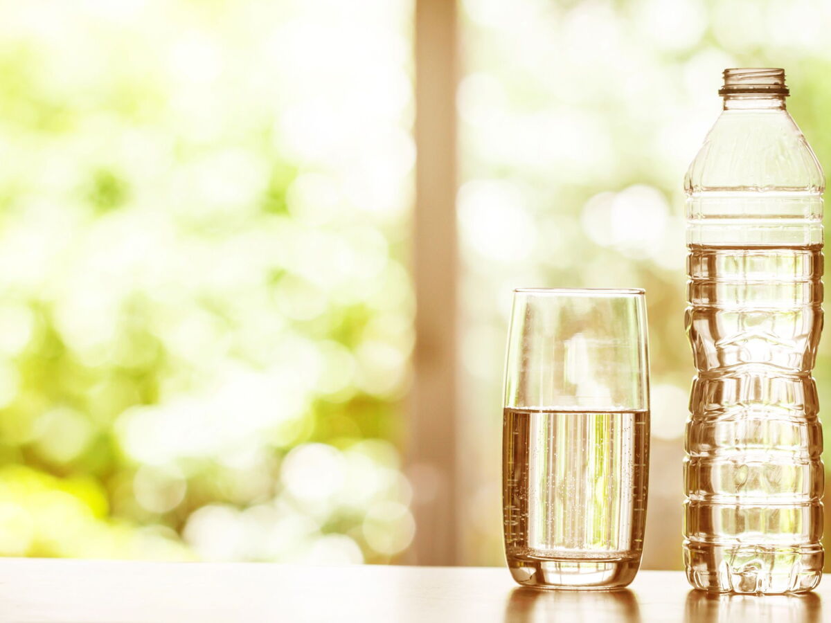Canicule : mon patron doit-il obligatoirement me fournir une bouteille d’eau fraîche ?