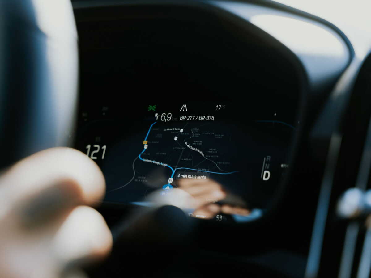 Bruxelles pourrait bientôt obliger votre voiture à ralentir toute seule en cas d'excès de vitesse