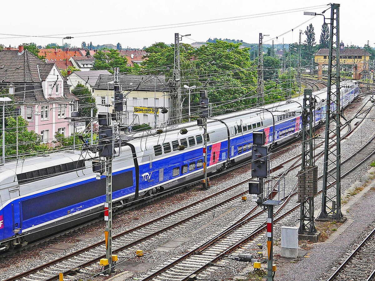 SNCF : nouvelles perturbations du trafic suite à un incendie dans l’Yonne, plusieurs heures de retard annoncées
