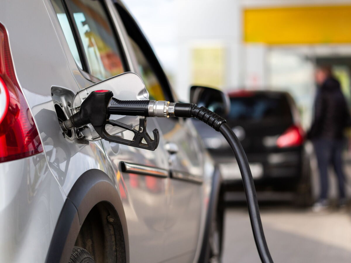 Un «impact terrible» ? Les prix des carburants pourraient de nouveau bondir à cause de la guerre au Moyen-Orient