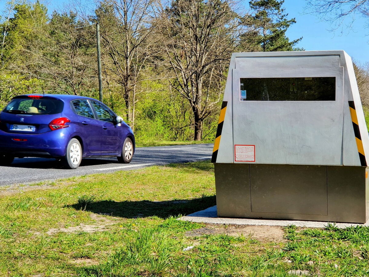 Autoroutes italiennes : voici pourquoi vous pourriez facilement échapper aux radars cet été