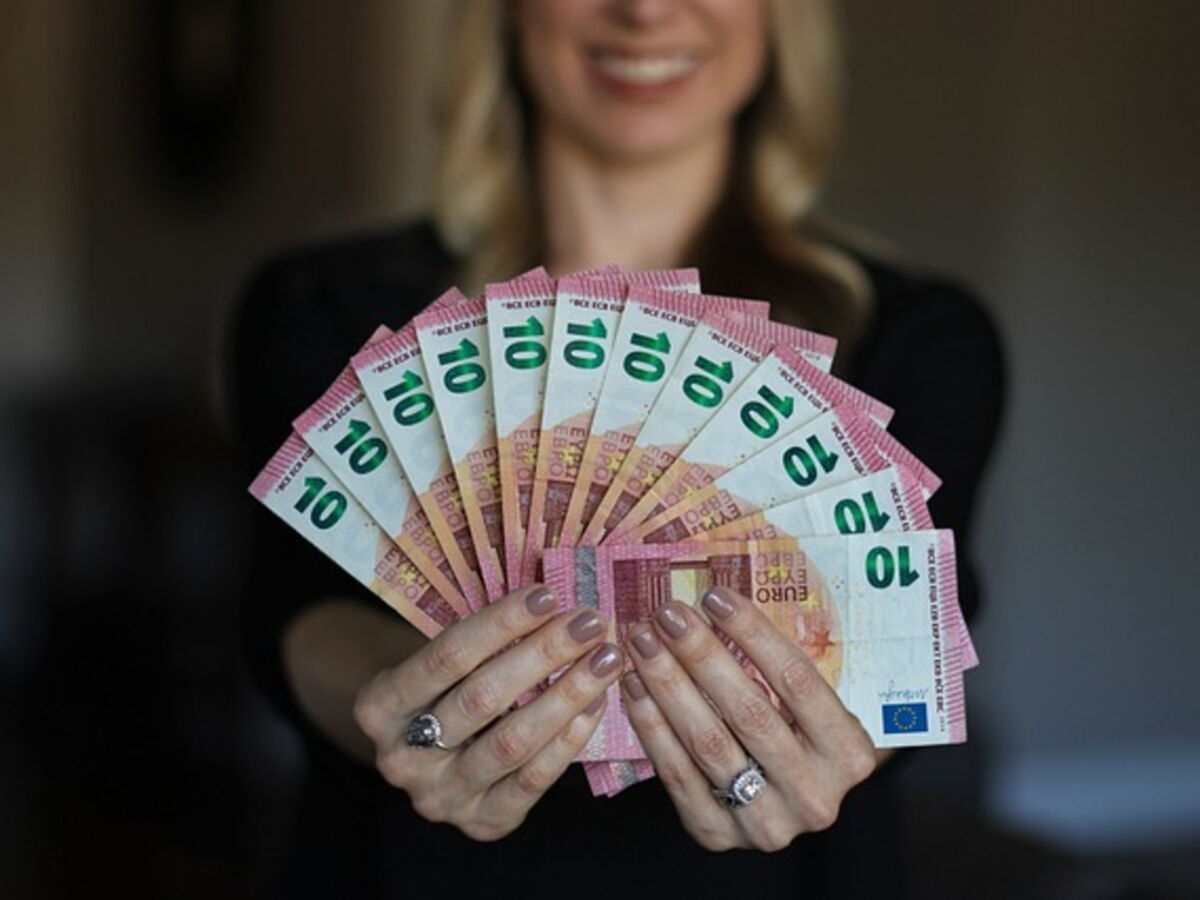 Le taux d’emprunt de la France franchit un cap historique, pourquoi augmente-t-il et qu'est-ce que ça signifie ?