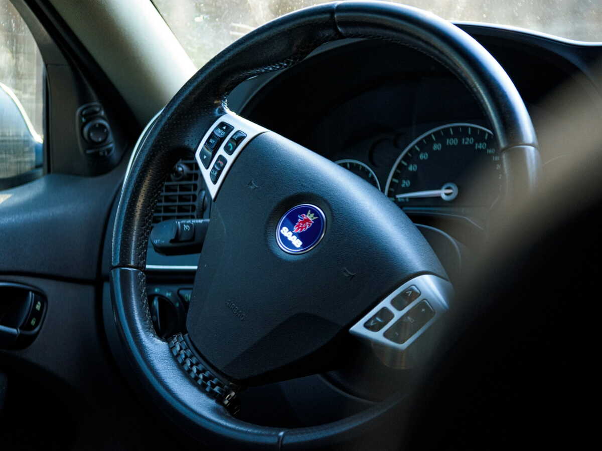 Un airbag dangereux et une facture à payer eux-mêmes, la double peine de 10 000 propriétaires de Saab