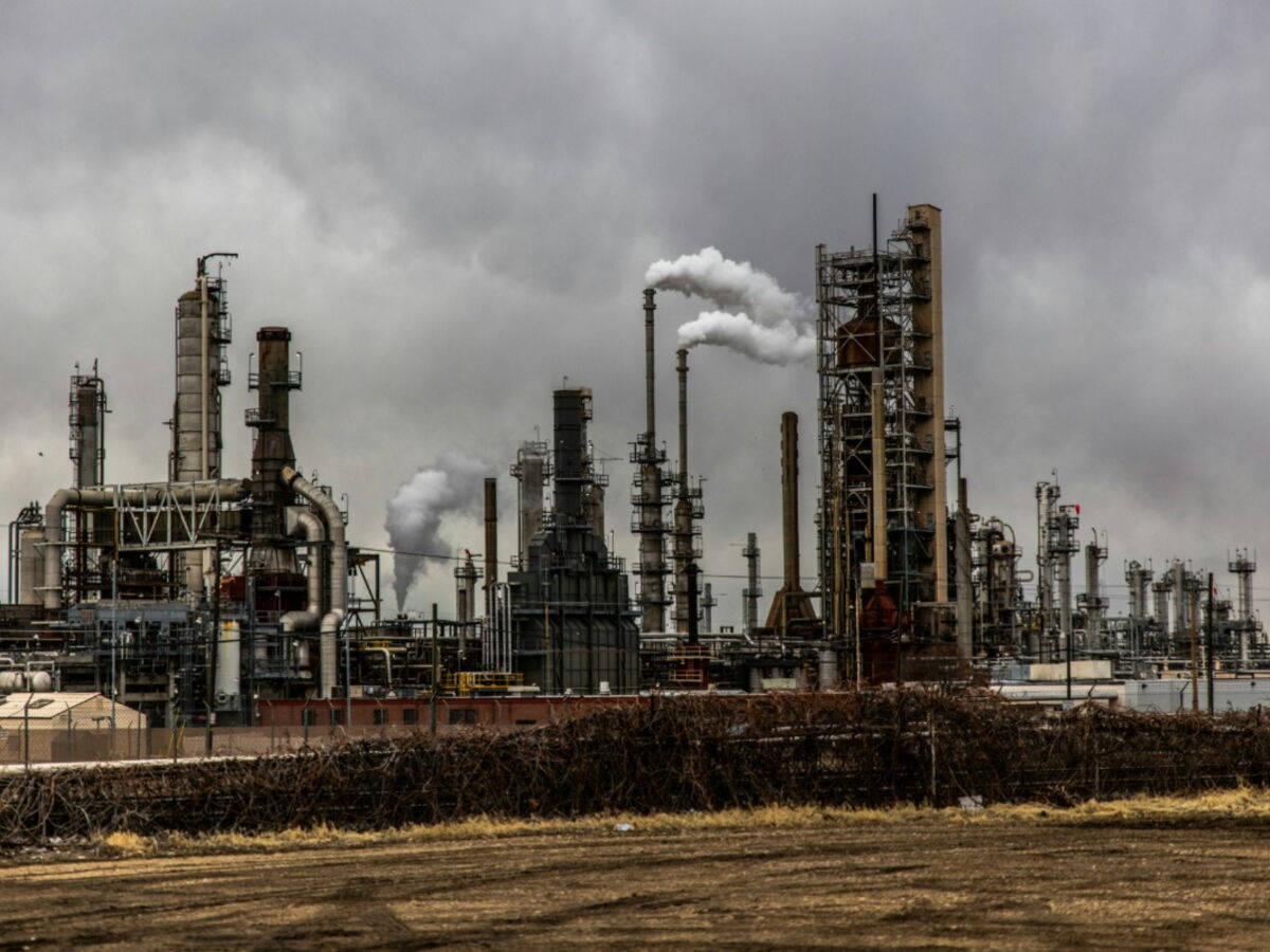 Moyen-Orient : les prix du pétrole en baisse, espoirs d'un nouvel accord entre Iran et Etats-Unis