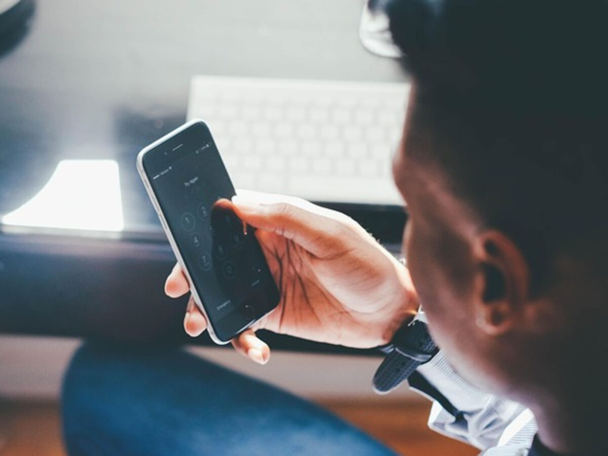 En pleine canicule, ce réflexe pour refroidir votre téléphone peut l'abîmer définitivement