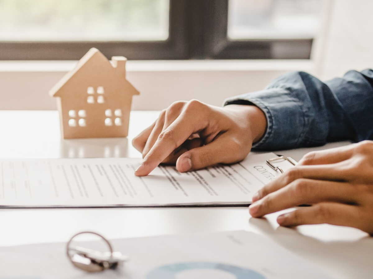 Il multiplie par quatre le loyer d'un appartement après travaux, la justice le condamne à rembourser 207 000 euros aux locataires
