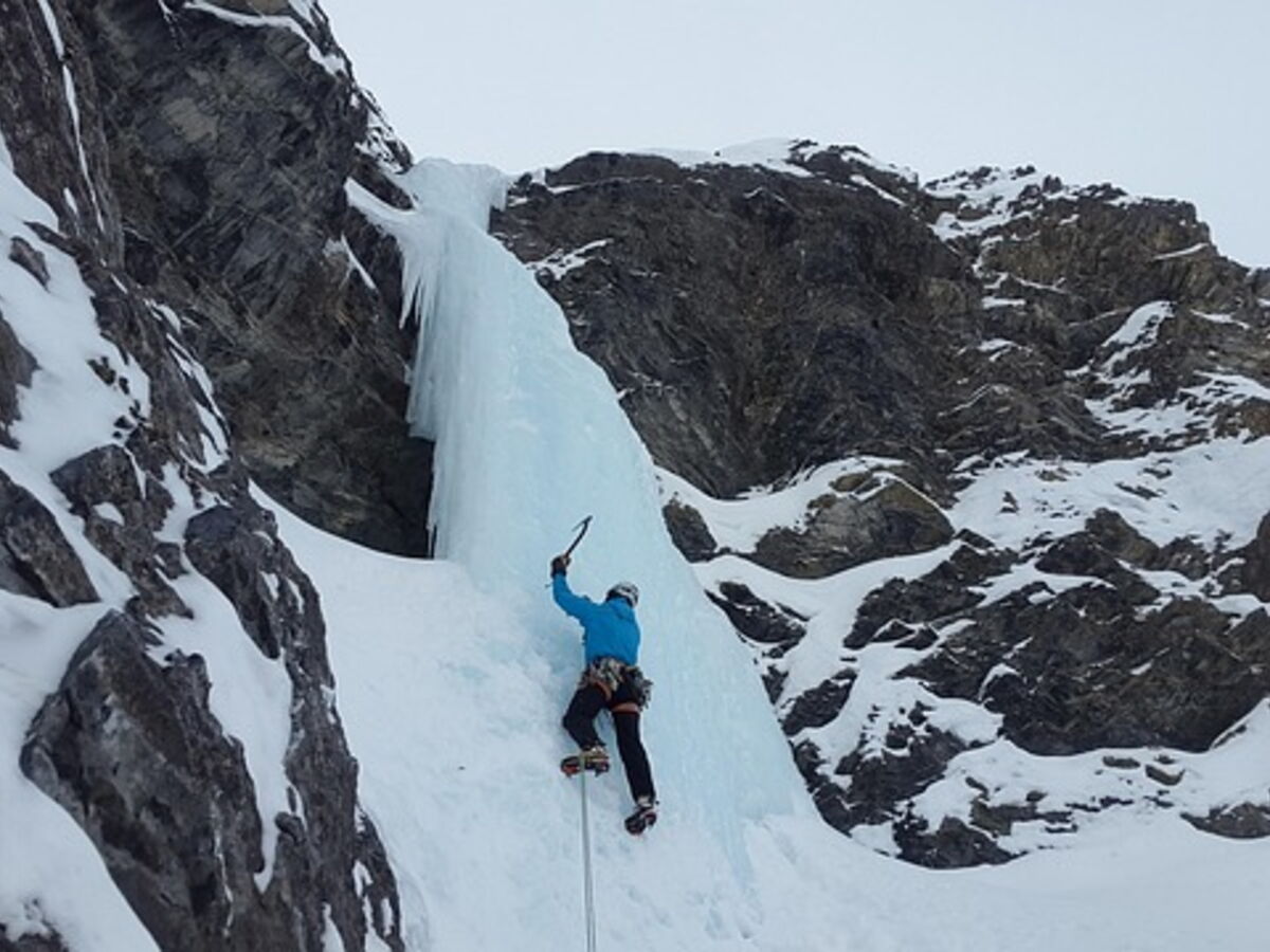 95 euros par personne : les alpinistes imprudents devront désormais payer pour être secourus
