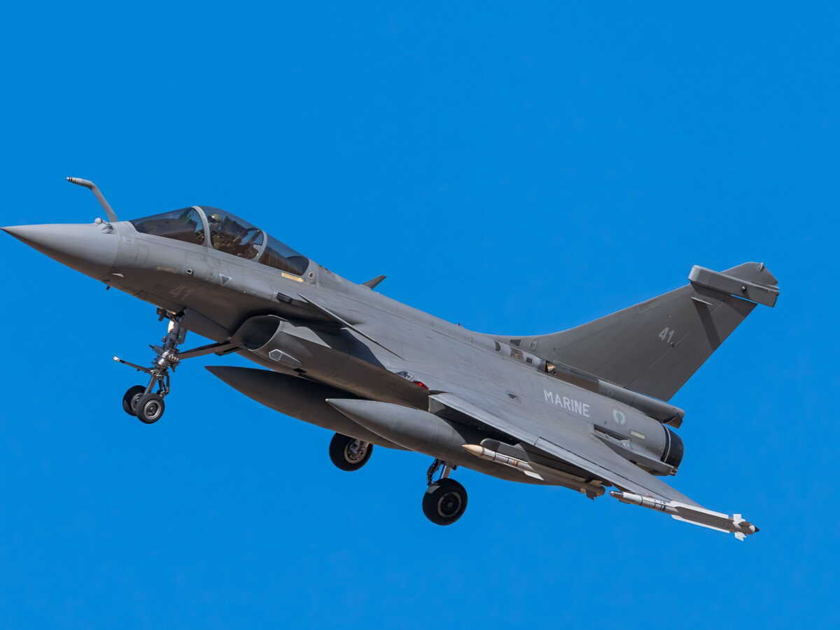 Le pilote d'un Rafale sauve l'équipage d'un jet privé d'une pénurie de kérosène