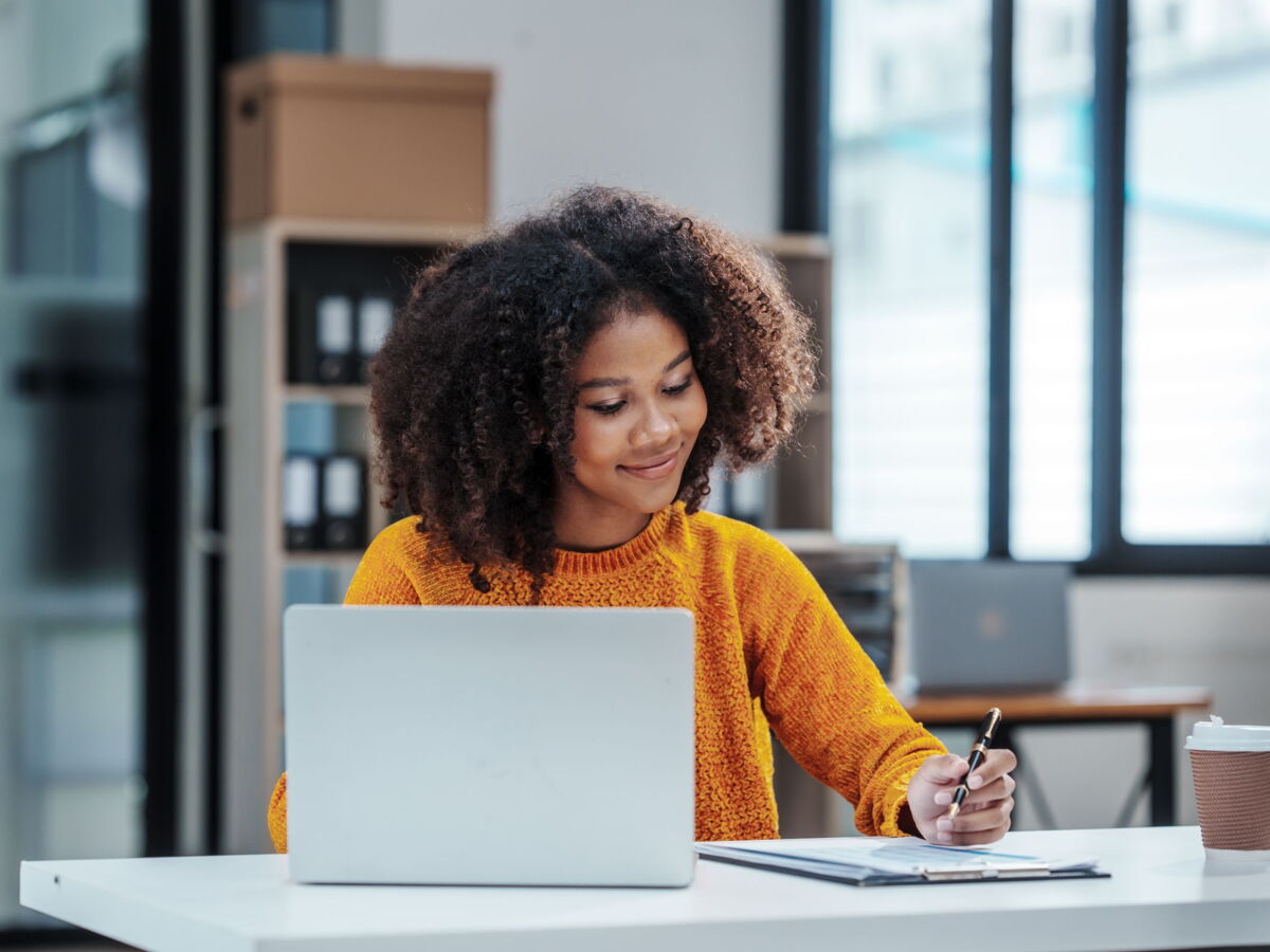 Premiers salaires : les jeunes sont-ils déconnectés du marché du travail ?