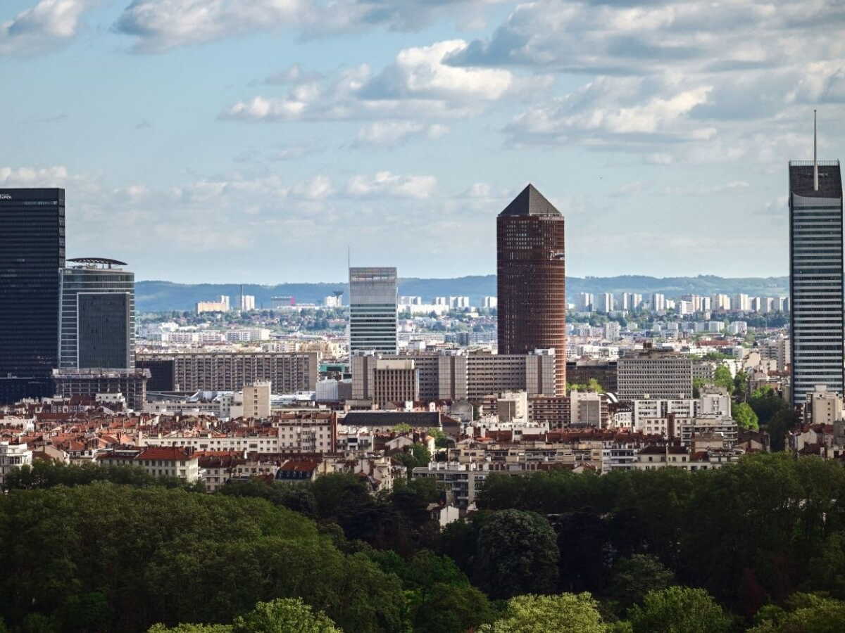 Prix de l'immobilier en Auvergne-Rhône-Alpes : Lyon, Grenoble, Annecy, le guide 2026