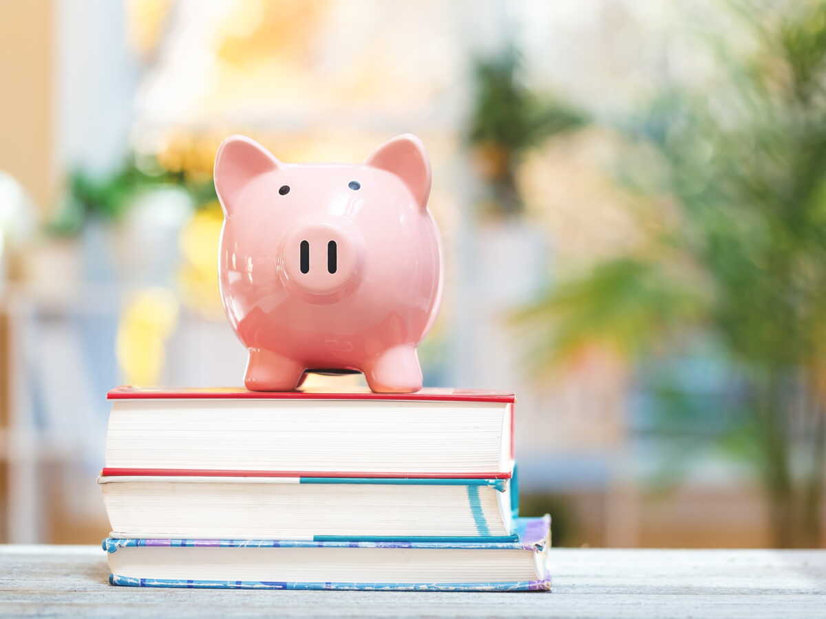 Rentrée universitaire : la facture grimpe à 3 240 euros, un record