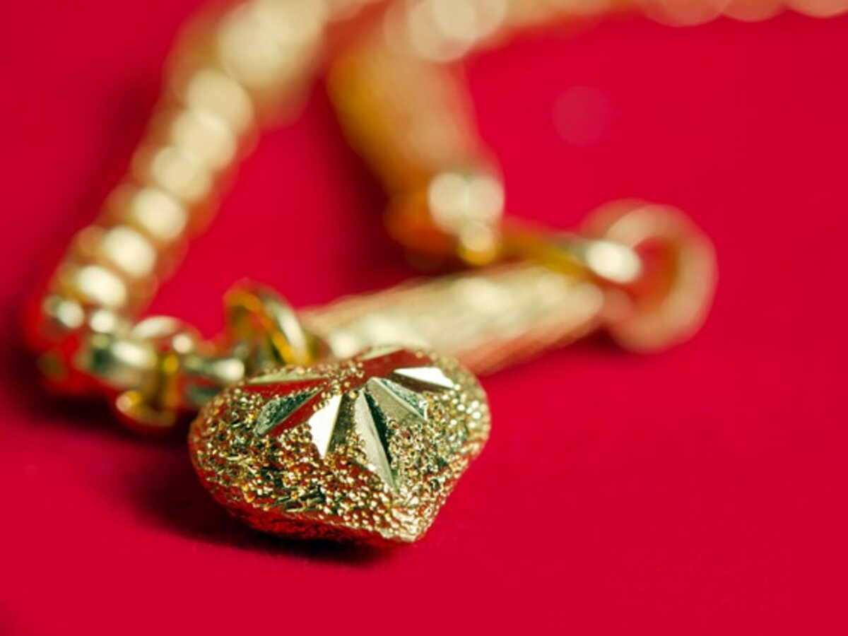 Cours de l’or : est-ce le bon moment pour vendre ses bijoux ?