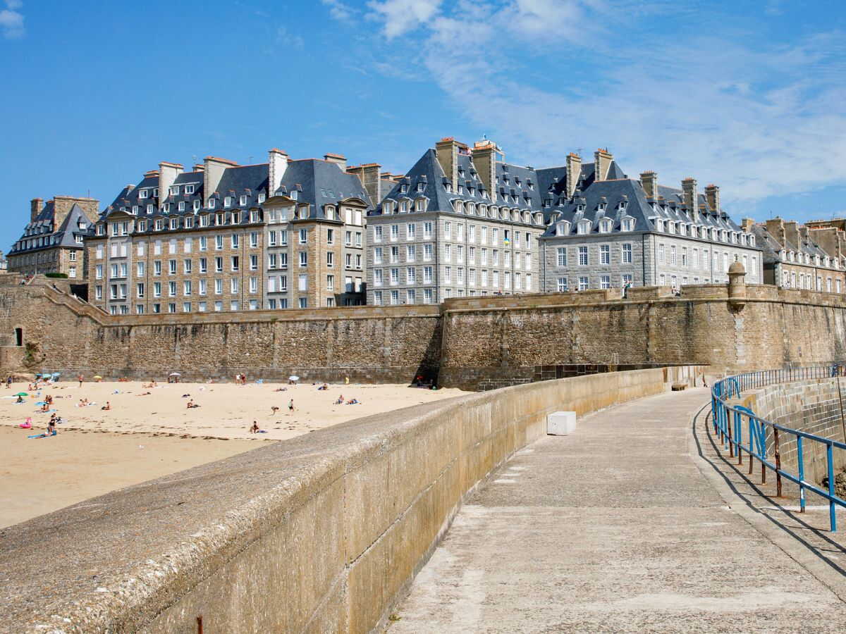 Prix de l'immobilier en Bretagne : Rennes, Brest, Saint-Malo, où négocier en 2026 ?