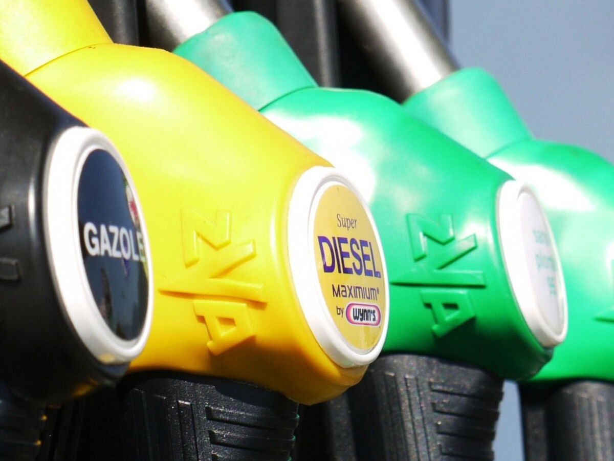 Gazole, pourquoi les prix vont rester hauts cet hiver même si le pétrole baisse