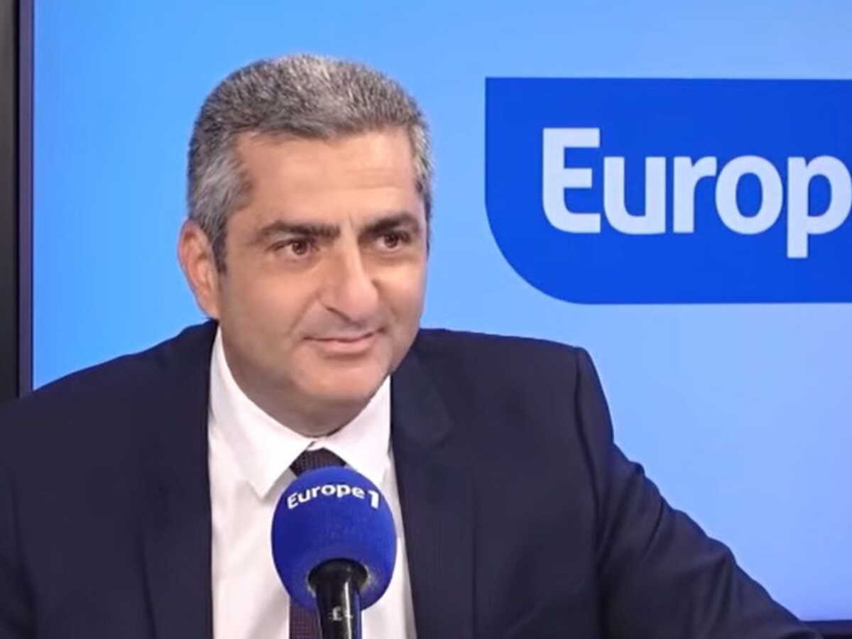 «La France se réveille avec la gueule de bois, la France au bord d'une crise financière historique», martèle l'économiste Marc Touati