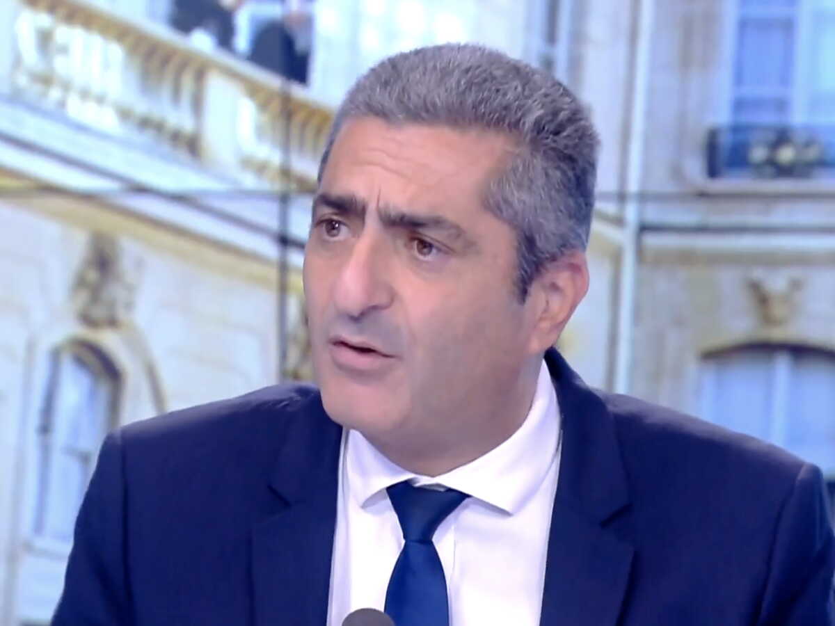 «Une belle arnaque», l'économiste Marc Touati moque le bilan d'Emmanuel Macron, «il a travaillé 3 ans dans une banque, ce n'est pas le Mozart de la finance»