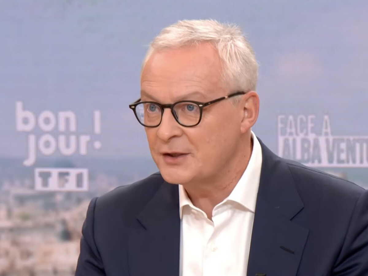 «Une usine à gaz» : Bruno Le Maire veut supprimer les certificats d'énergie qui pèsent sur le carburant
