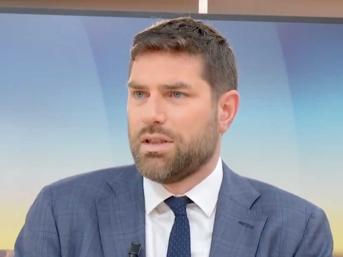 Votre logement devient une «bouilloire» l’été, même avec un bon DPE ? Le gouvernement veut enfin faciliter l’installation de volets en copropriété