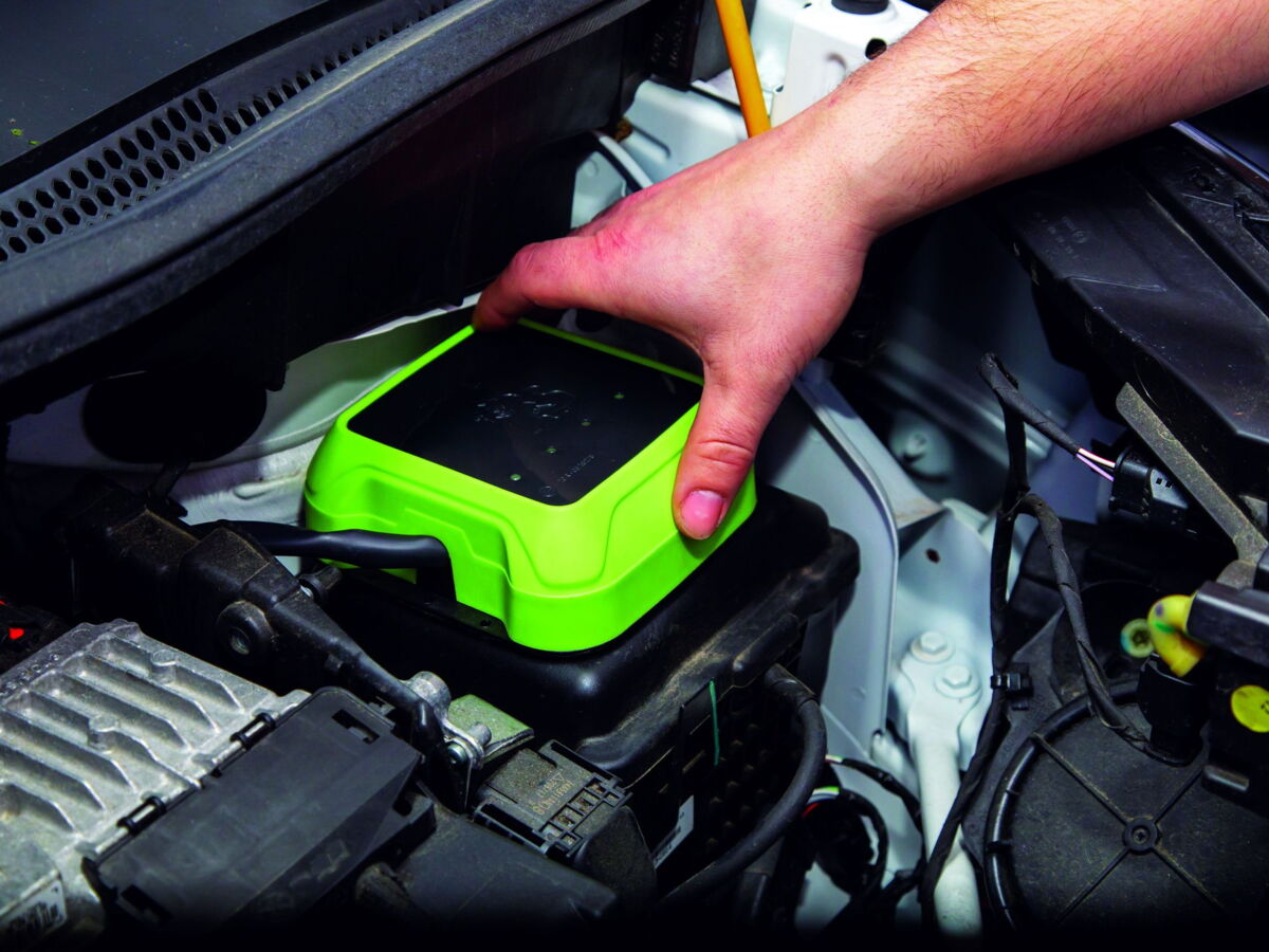 Un boîtier à 500 euros pour faire le plein à 25 euros, la conversion qui séduit les automobilistes