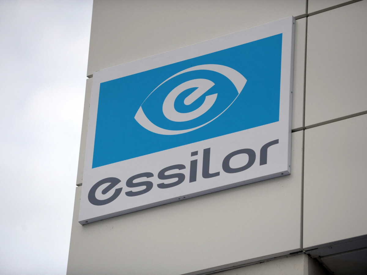 EssilorLuxottica : en Bourse, «l'IA va-t-elle continuer à faire chuter l'action ?!» L’oeil du Loup de Zurich