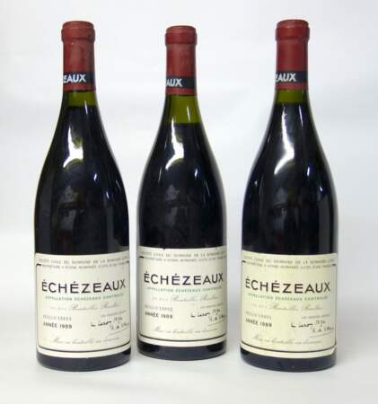 Echezeaux, grand cru du domaine de la Romanée-Conti, 1990, (3 bouteilles)