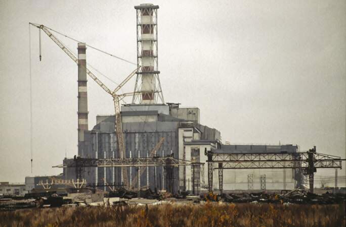 26 AVRIL 1986 : Explosion du réacteur 4 de la centrale de Tchernobyl en URSS