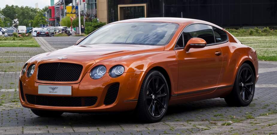 7 : Mario Balotelli préfère les Bentley