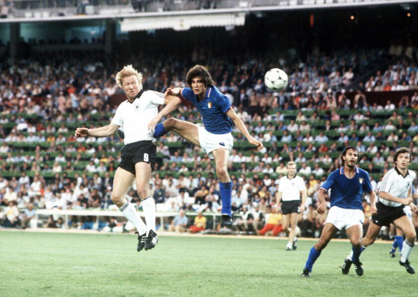 FOOTBALL BUT du 21/06/1974 1er TOUR COUPE DU MONDE RDA - RFA + ITALIE