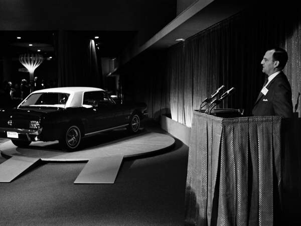 1964 : Présentation de la première Ford Mustang 