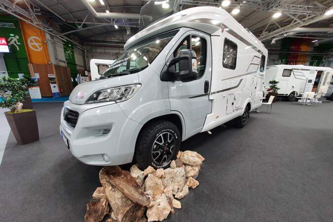 Hymer Exsis-t 474 "Crossover"