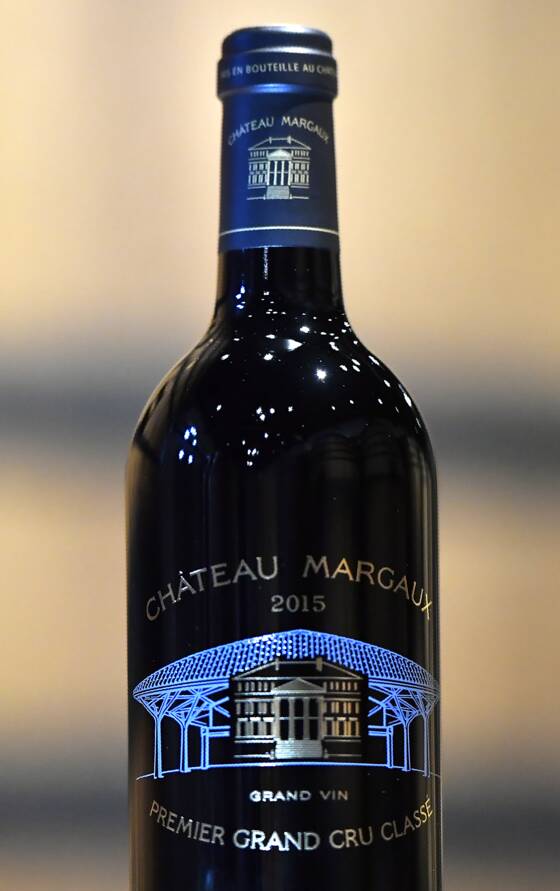 Chateau Margaux Devoile Une Nouvelle Bouteille Juste Pour Le Millesime 15 Capital Fr